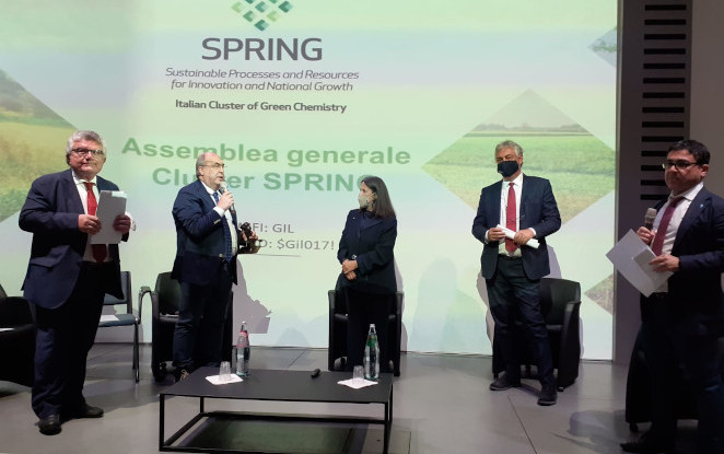 Catia Bastioli apre il convegno “La Bioeconomia come pilastro del Green Recovery italiano” organizzato dal Cluster SPRING